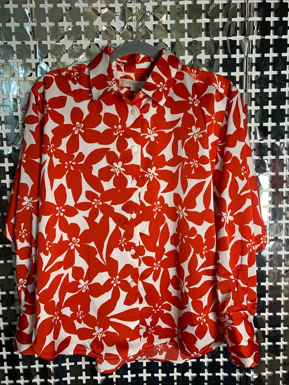 LOFT Red and White Floral Button-Down Shirt